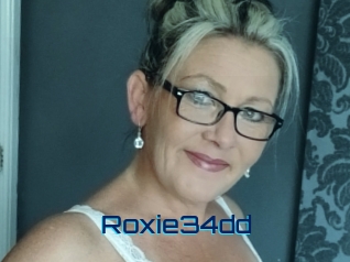 Roxie34dd